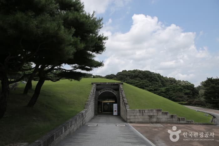 공주 · 부여 백제유적 — 무령왕릉과 부소산성 사진 2
