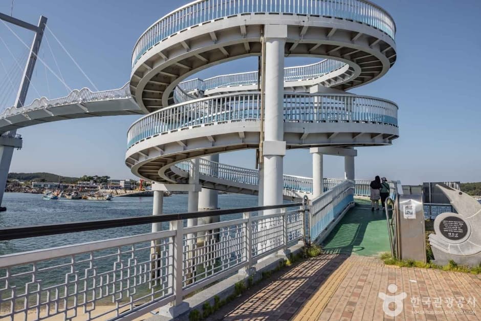 태안 안면도 — 꽃지해수욕장 낙조와 서해 바닷길 사진 2